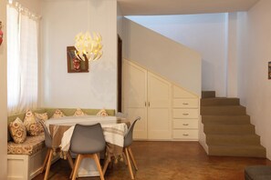 Dining room area.