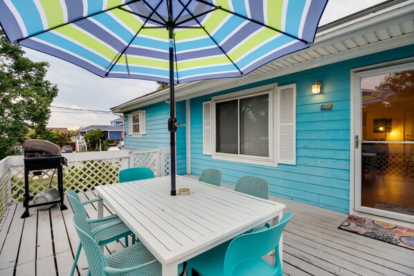 Tybee Island Vacation Rental | 3BR | 2BA | 1,260 Sq Ft | Stairs to Access