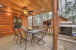 Covered Deck | Gas Grill