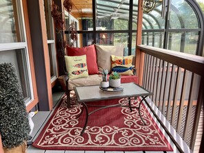 Front porch sitting area 
