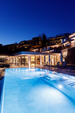 Piscina all'aperto