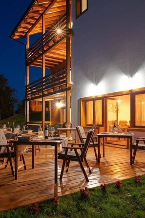 Front of property – evening/night