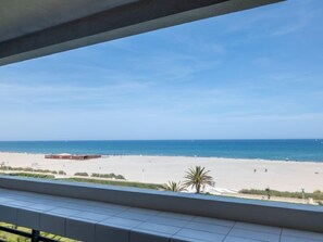 Vue sur la plage ou l’océan