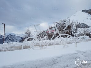 Skidåkning och snöaktiviteter