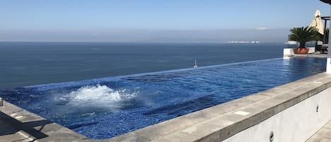 Infinity pool on the roof deck