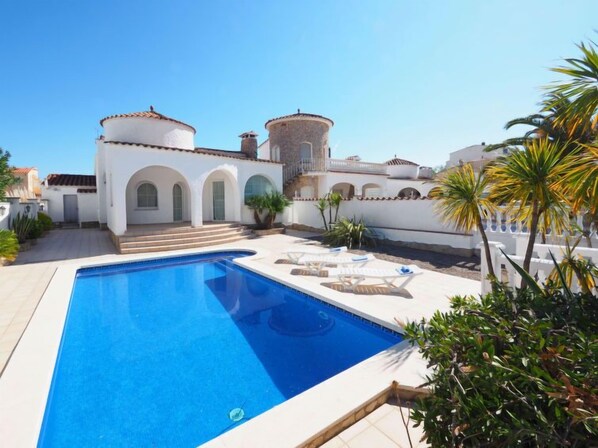 Pool Outdoor