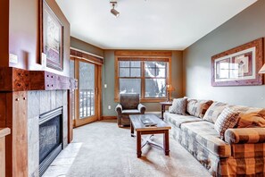 Living Room - The Springs at River Run 1 Bedroom