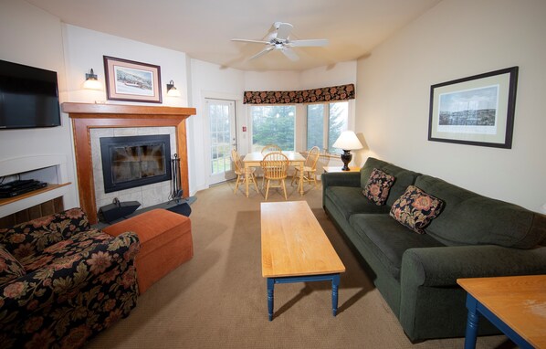 Feel right at home in our 2 bedroom suite in Okemo! (Please note that decor varies).