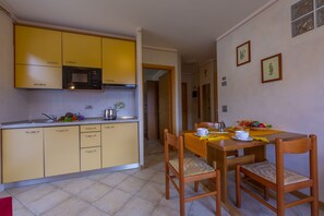 Kitchen and dining area