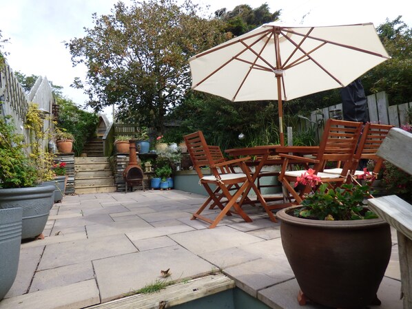 Al Fresco Dining