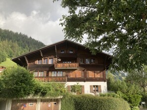 Esterni