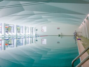Pool Indoor
