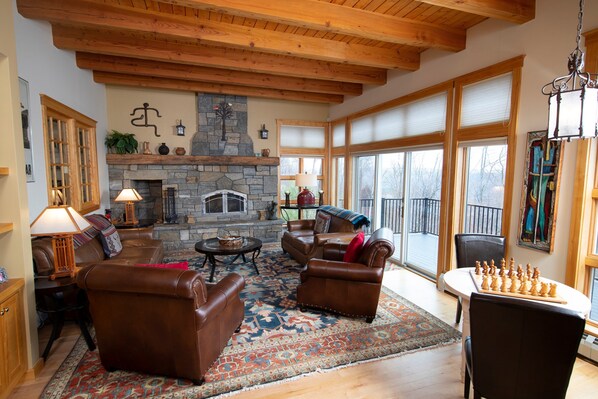 Welcome to our charming and spacious 6 bedroom house!