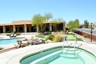 NEW! Gorgeous Havasu Home with Beautiful Lake Views