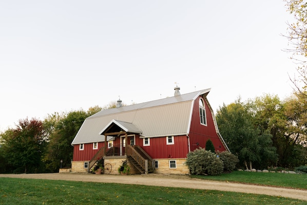 Our 1910 fully restored barn provides a restful retreat from the city.