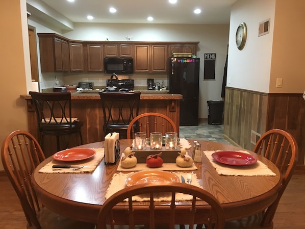 DINING FOR 6 WITH EXTRA TABLE LEAF - BREAKFAST BAR WITH STOOLS