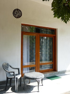 Madla rooms - entrance