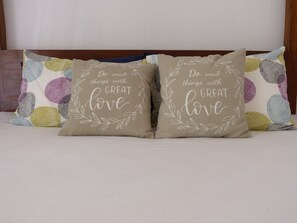 Madla rooms - comfortable bed