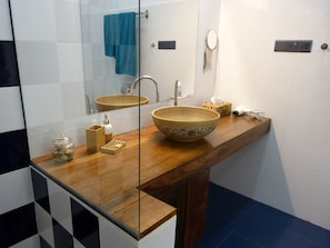 Madla rooms - bathroom