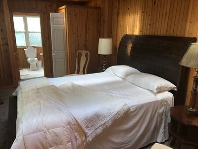Cute Mountain House in Highlands, NC - 3 bedroom 3 bath