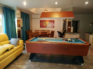 Spielezimmer
