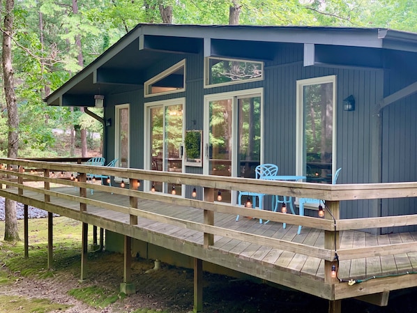 Wrap around Deck with gorgeous views 