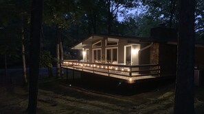 Great Nighttime Patio/Deck Area!