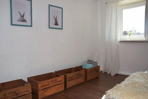 Schlafzimmer mit Tagesbett: Einzel,- oder Doppelbett