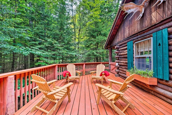 Wilmington Vacation Rental | 3BR | 2BA | 1,400 Sq Ft | Stairs Required to Access