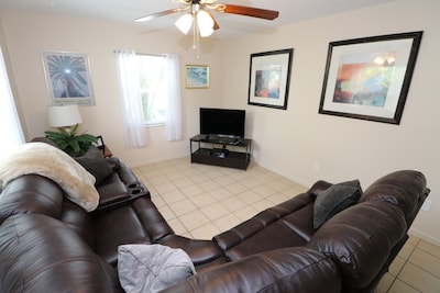 Tarpon Springs Apartment