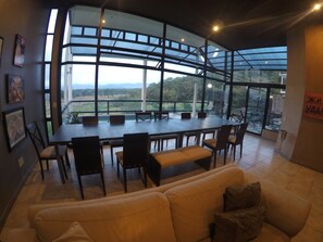 Main diningroom