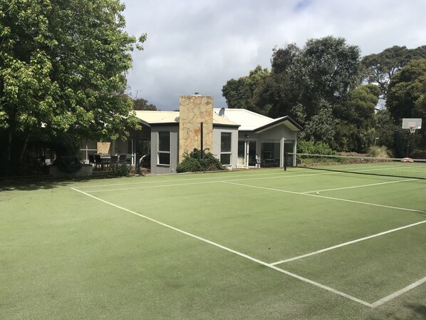 Tennis