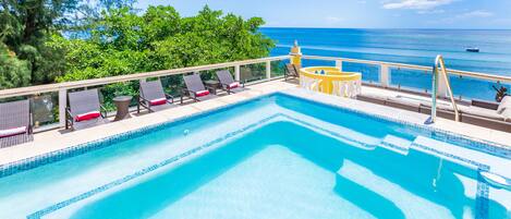 Private sky deck and plunge pool with ocean view