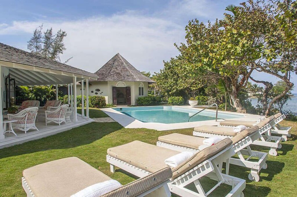 Picture of villa