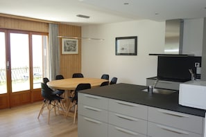 Kitchen, Dining Room