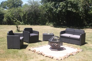 Fire pit