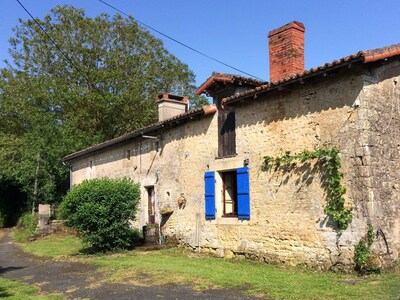 Casa independiente con piscina privada