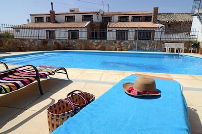 Cottage (full rental) Cortijo El Rey for 8 people