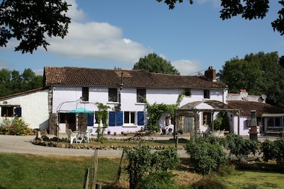 L'Ecurie (1 Bedroom, Sleeps 2)  Renovated 16th Century Farmhouse with Pool
