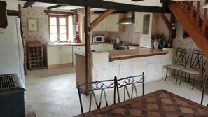 Lovely farmhouse kitchen