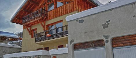 Chalet Jaune, book now for your exclusive use of this stunning Alpine Chalet