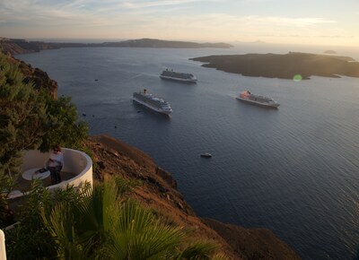 Private And Secluded Luxury Villa With Pristine Sea/Volcano View