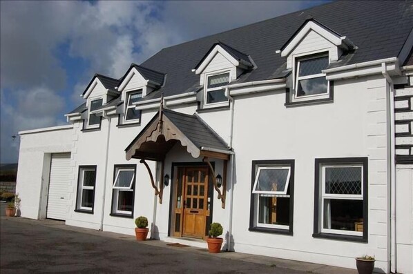 Dunroman House

