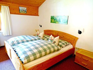 King size bed 1.8m x 2m, Aberg Bedroom