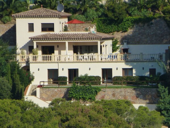 View of Casa de Reyes from across the bay