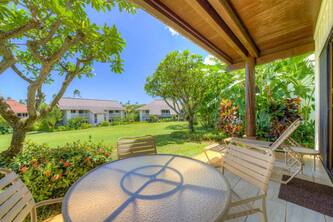 Garden Retreat w/Ground Floor Ease - Kiahuna #2115