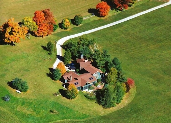 Surrounded by mountains, your private enclave in Vermont