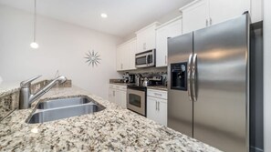 Fully equipped kitchen