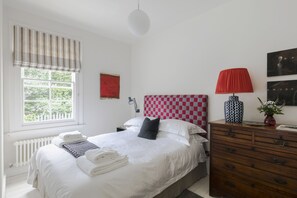Second bedroom king bed