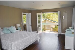 Master bed room